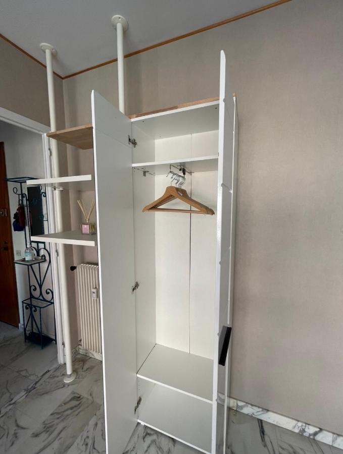 Studio 2 Pers , 40m2 En Bord De Avec Vue Appartement Menton